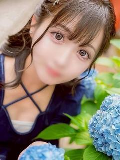 れあな【透明感あふれる美女】
