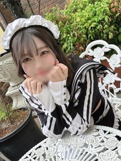 りるは【色白ロリ天使】