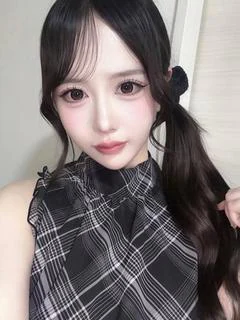 れいな【視線を奪う存在】