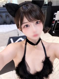 ゆゆ【距離感ゼロの癒し系】