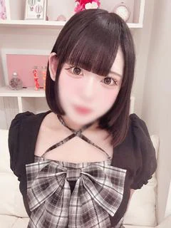 ももあ