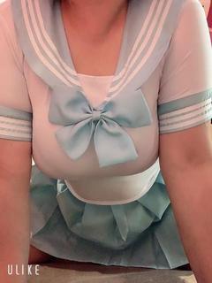 倉知えみ