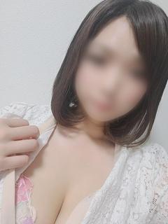 まい🔰Gカップでも驚異のクビレ