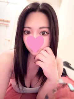 しおり◆黒髪美乳美女...