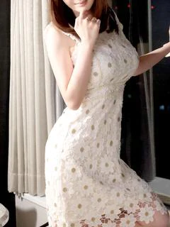 桐咲 奈々