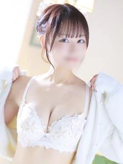 えま【瞳かがやく♡絶世美女】