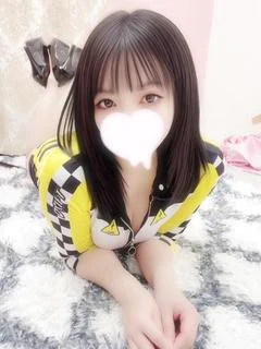 にこ♡愛嬌抜群Fカップ美女