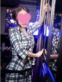 ルミ【色気抜群の美人妻】
