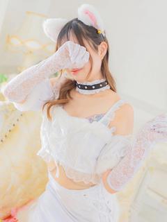 なずな🐾【若い×巨乳×小柄】