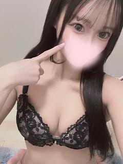 あいら【眩しすぎる美貌】