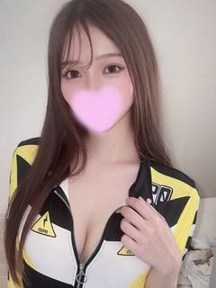 みつき【未経験な巨乳美女】