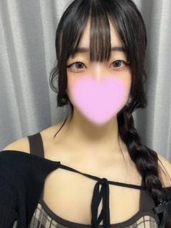 ゆな【グラビア顔負けボディ】