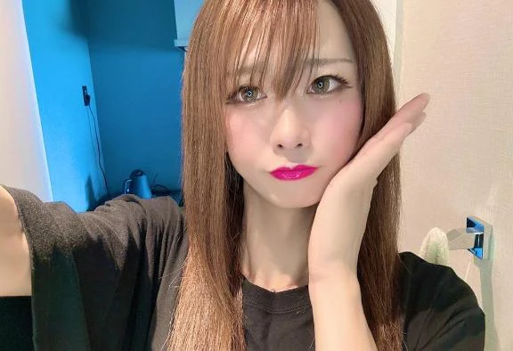 シュッ🫶🏻︎