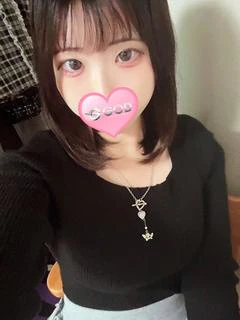 なぎ(童顔子犬系女子...