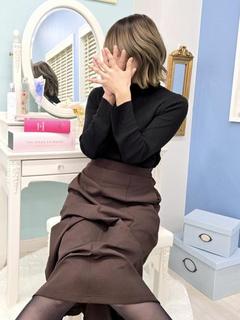 ゆの　超スレンダーな美人ママ