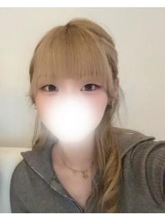 18歳素人美少女！ゆ...