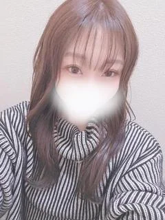 りな《儚クモ美シキ華》