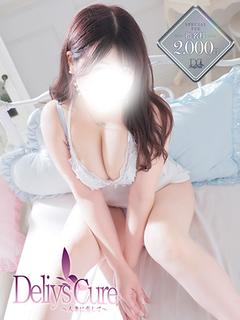 新人　まゆか