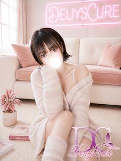 新人　れいな