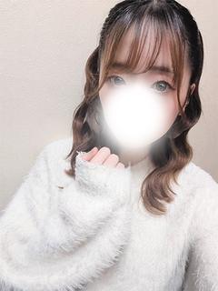 新人ゆあ