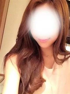 エレナ 【淫乱綺麗系...