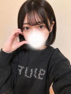まう【ロリ顔で濃厚唾液フェラ】