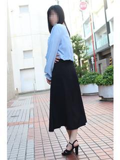 広崎ゆづは