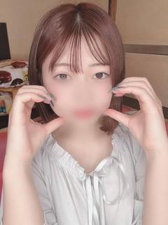 まみ【おめめパッチリ可愛い若妻】