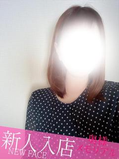 新人ゆりえ