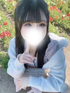 Hカップ爆乳美女みる