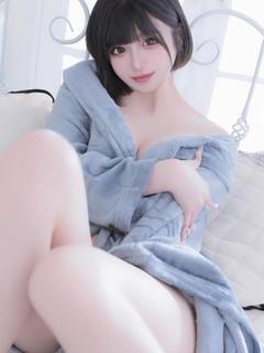 【AV女優】みこ