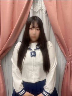 もえな