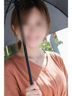 町村ひとみ