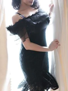 乙部　風美香