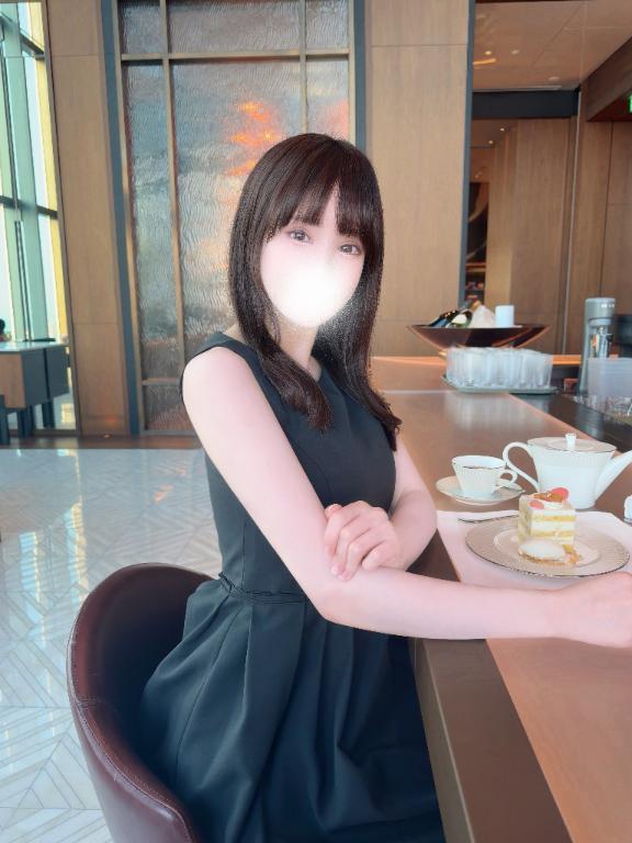 翠 の ❀沼の入口にて❀