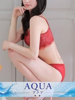 由井	日菜子