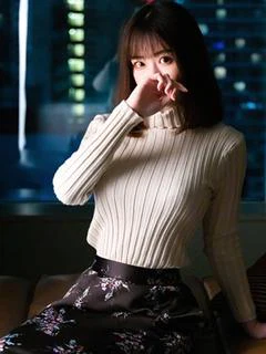 美作 莉紗