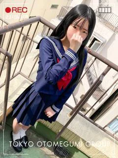 にいな【照れ屋の従順系現役学生】
