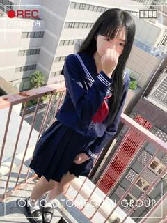 しおん【モデル級☆小顔美少女】