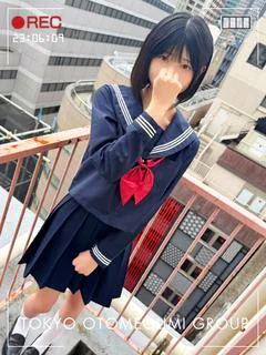 ほのか【清楚黒髪ボブ長身少女】