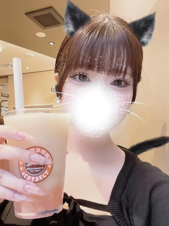 出勤しましたっ🍑