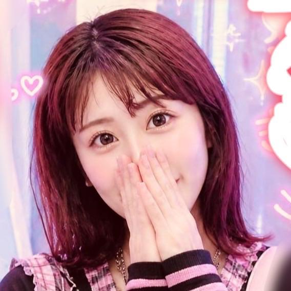宮里 ジュリ の くつろぐ😌