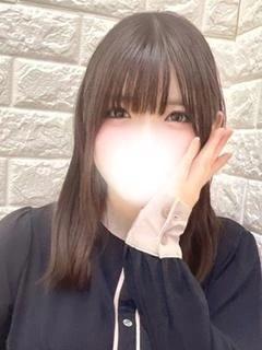 加護あいな