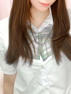 せりな