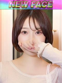 新人・まな★ 優雅な佇まい