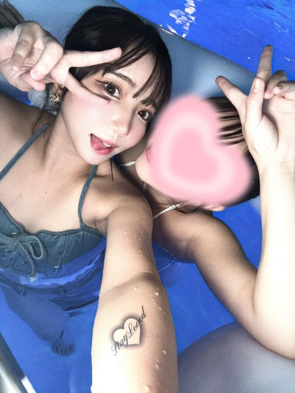 はな の ナイトプール🏊‍♀️🏝️