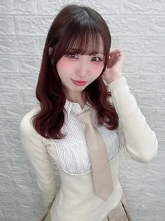 小川なな