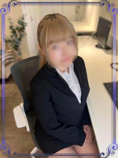 松井しおん