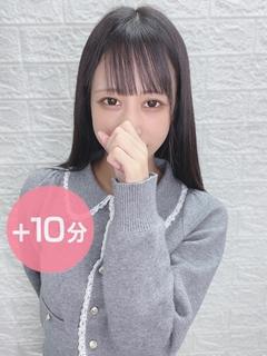 春瀬みみ