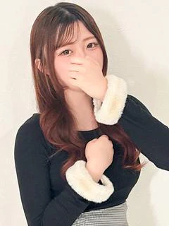 生稲ふゆ